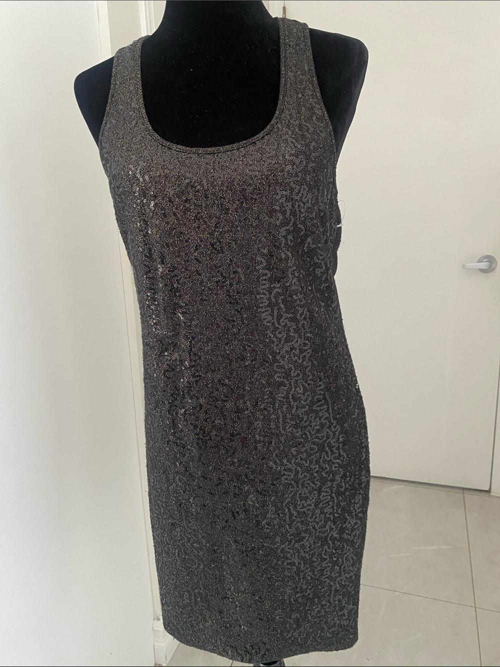 Dynamite Sexy Black Sequins Tank Evening Dress w subtle gold Sparkle Size Large